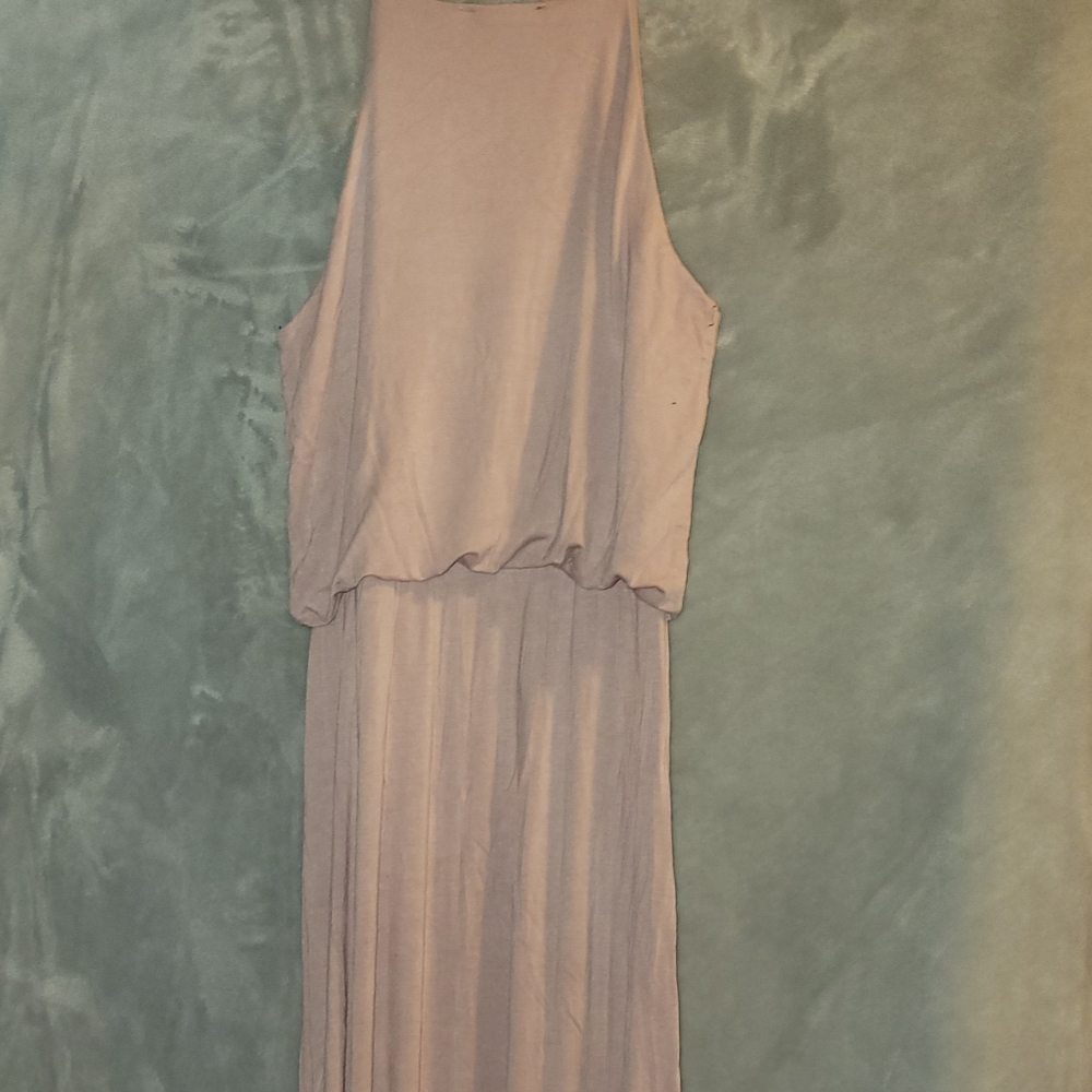 Long pink dress, size S with a side open leg.